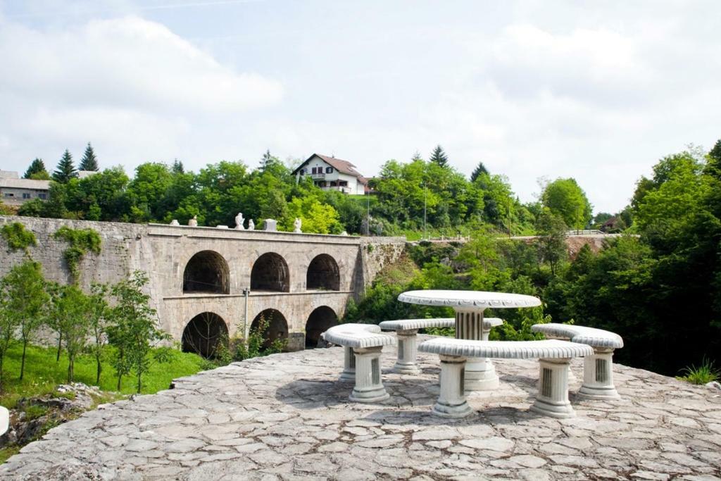 Apartman Nino Tounj Exterior foto
